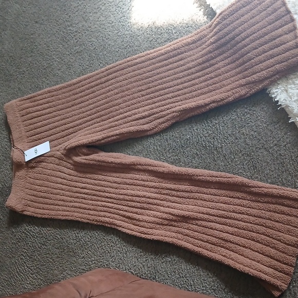 NWT UGG LOUNGE PANTS - Picture 1 of 7
